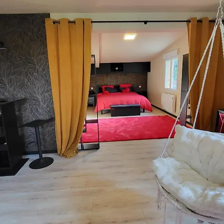 Loveroom Дом отдыха Lavoux